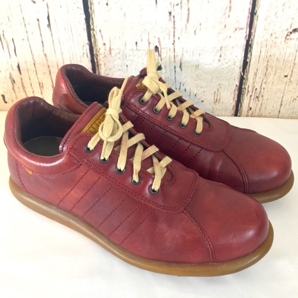 Camper Shoes - Vintage Camper Pelotas Burgundy Red Leather Lace Up “Bowling” Shoes 9 US EUC